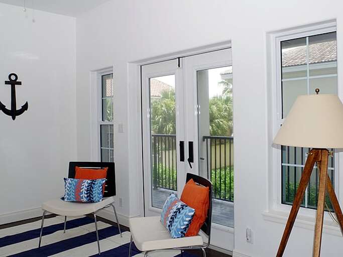 2nd floor seating area