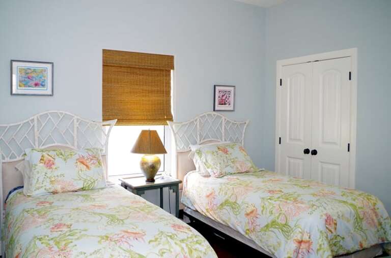 Second guest bedroom is equipped with two Twin size beds