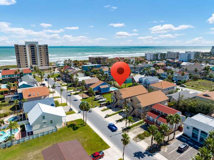 Aerial view of the property with the Beach just steps away! Aerial view of the property with the Beach just steps away!