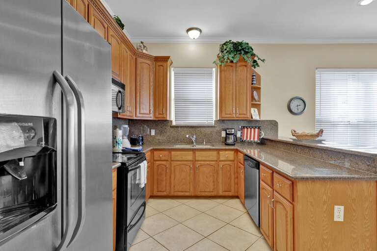 Fully equipped kitchen! Fully equipped kitchen!