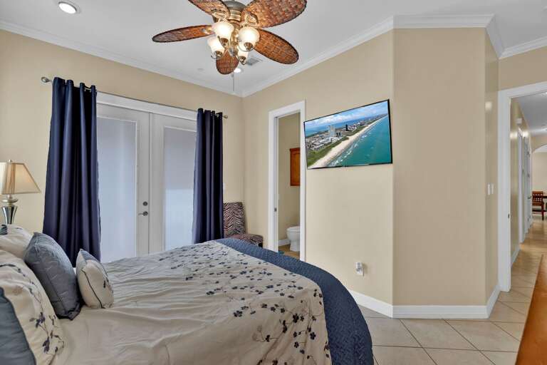 Master Bedroom Master Bedroom