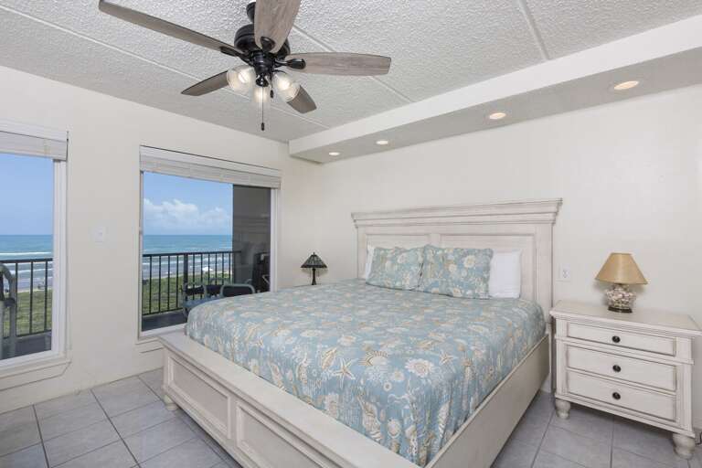 Master bedroom with a king Master bedroom with a king