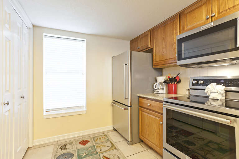 Spacious fully equipped kitchen.