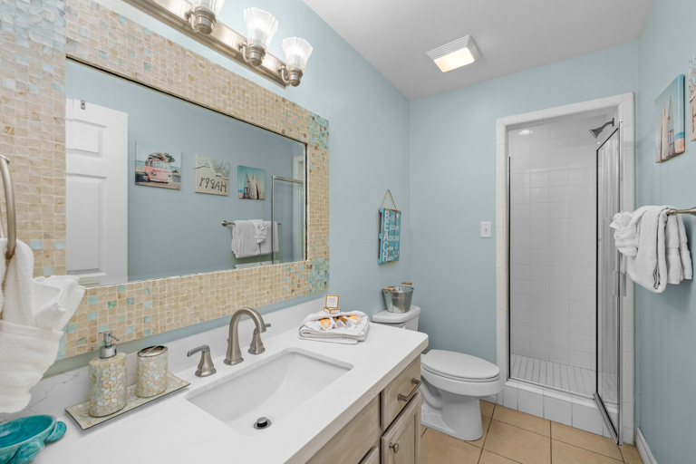 1st Floor Guest Bathroom