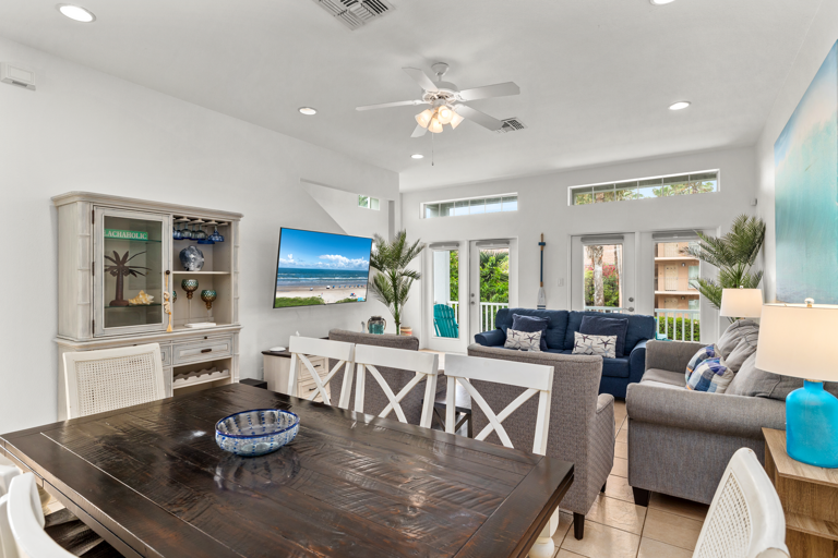 Open concept dining area.
