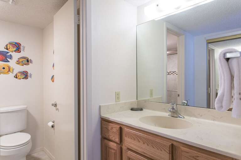 Private Master Bathroom Private Master Bathroom