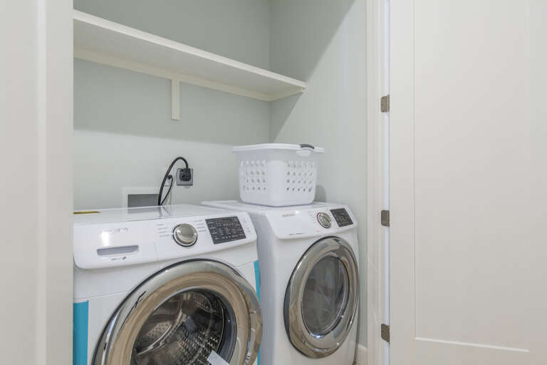 Washer & Dryer (2nd Floor)