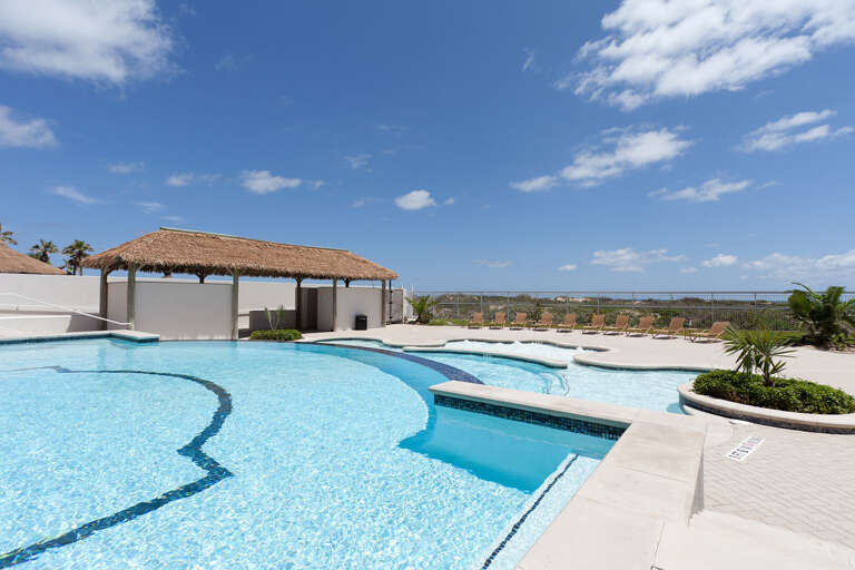 Community Pool with direct access to the beach!