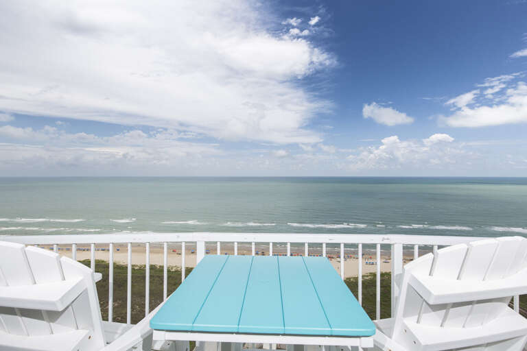Enjoy breathtaking views from your private, 23rd floor balcony!