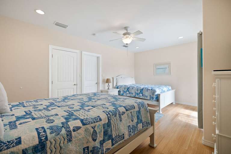 2nd Floor Bedroom #2 (2 Queen Beds) 2nd Floor Bedroom #2 (2 Queen Beds)