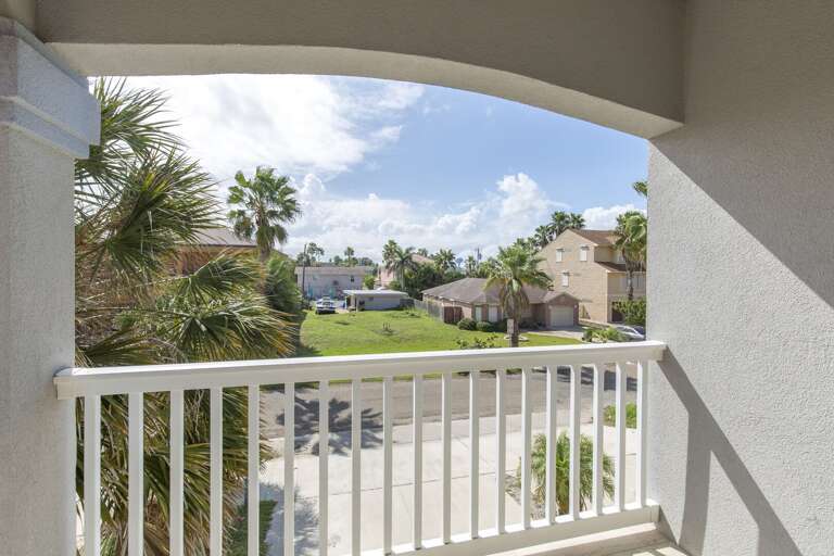 Front balcony overlooking the street on the 2nd Floor Front balcony overlooking the street on the 2nd Floor