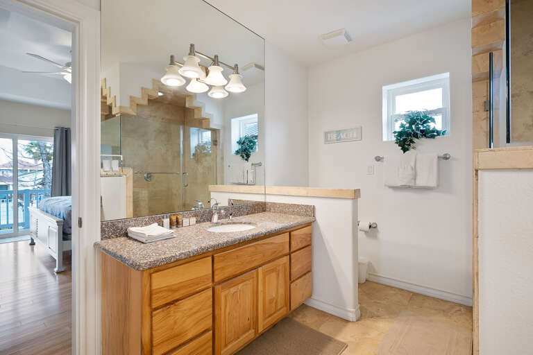 Master Bathroom Master Bathroom