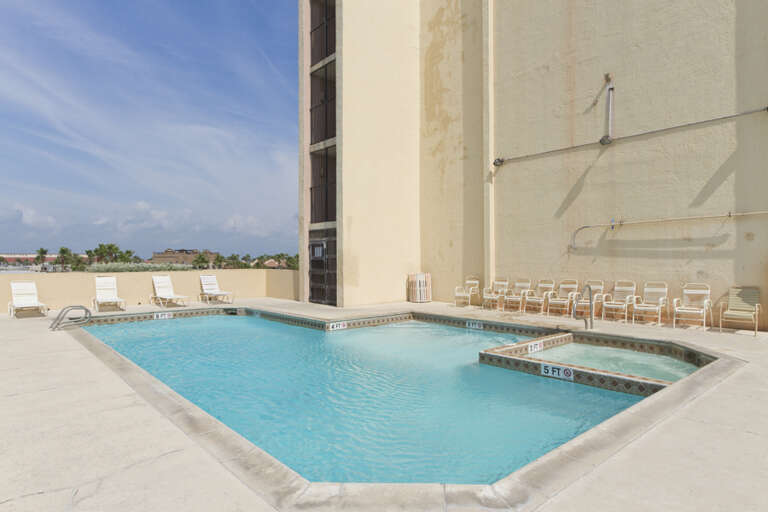 Community Pool and Hot Tub