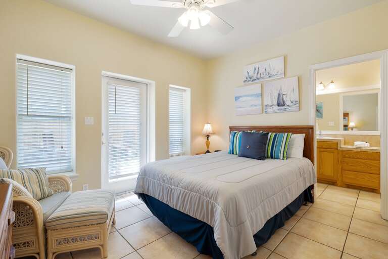 Ground Floor 2nd bedroom featuring a queen bed