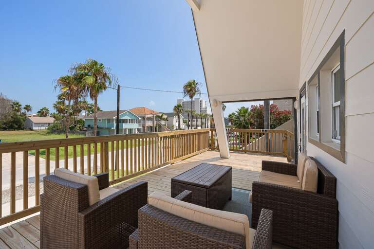 Entry patio with comfortable seating Entry patio with comfortable seating