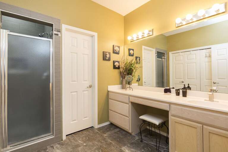 Master Bathroom Master Bathroom