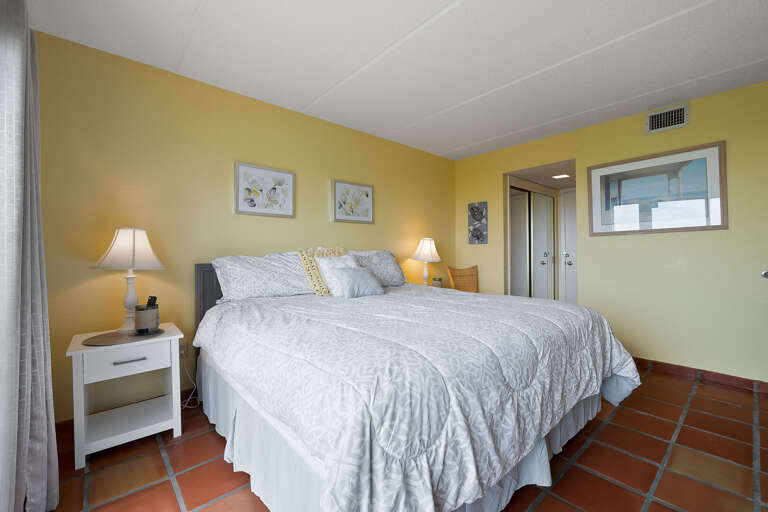 Master Bedroom Master Bedroom