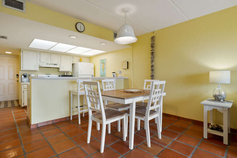 Open Concept Dining and Kitchen Area Open Concept Dining and Kitchen Area