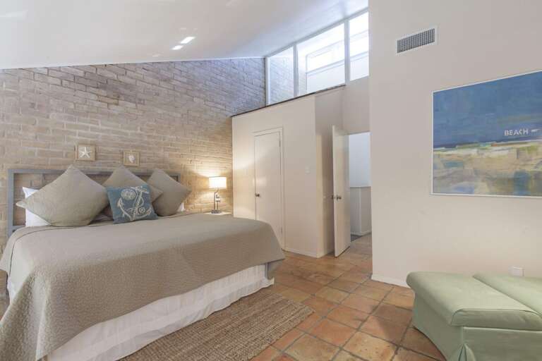 3rd Floor Bedroom features a King Bed