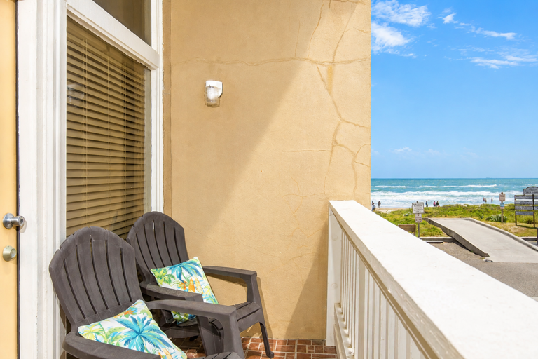 Enjoy your morning coffee or unwind in the evening while taking in beautiful side views of the Gulf.