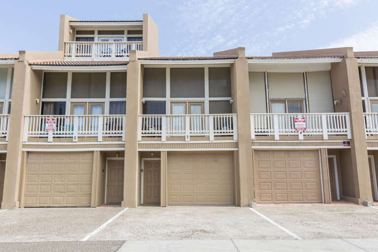 Front Exterior to the property. You are in unit #3