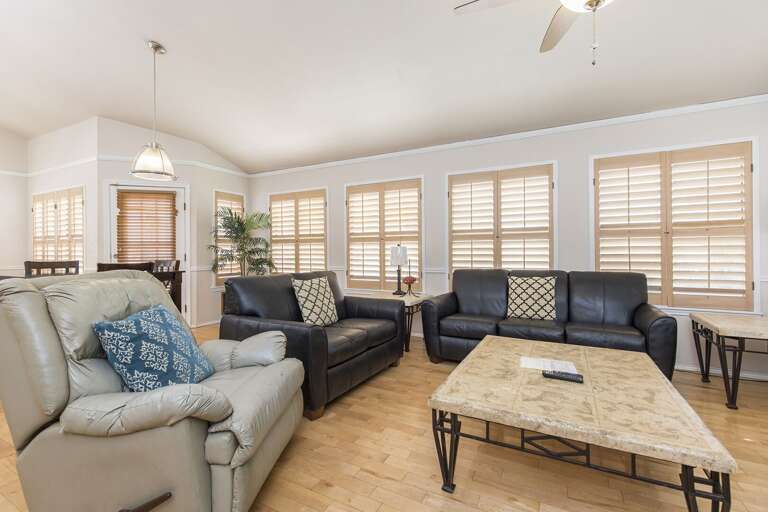 Living Area Living Area