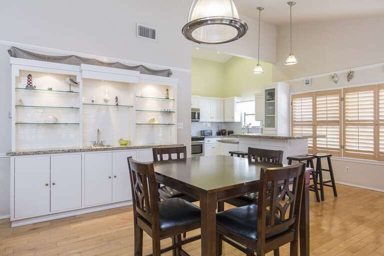 Open concept dining area between kitchen and living room (2nd floor).