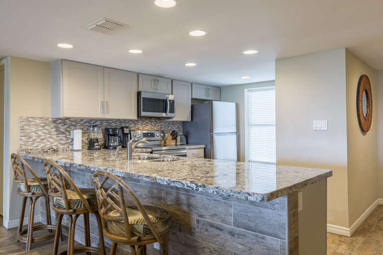 Additional countertop seating in the Kitchen Area