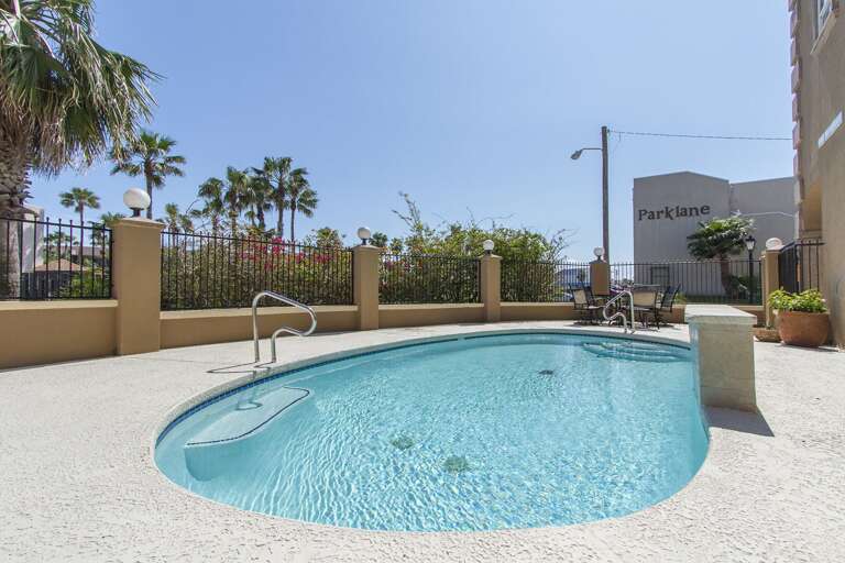 Sparkling Swimming Pool!