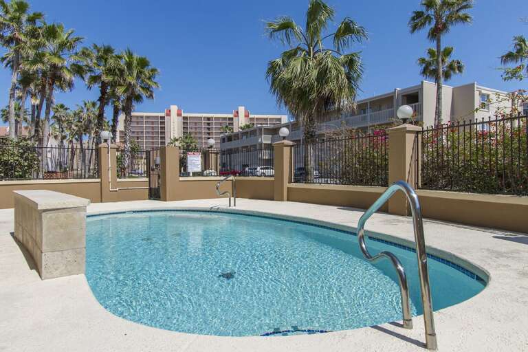 Sparkling Swimming Pool!