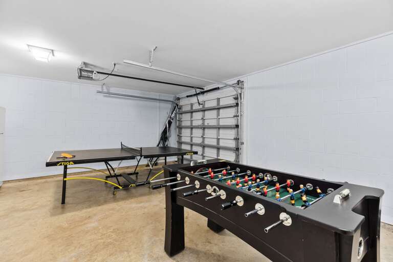 Garage with Ping Pong and Foosball Table! Garage with Ping Pong and Foosball Table!