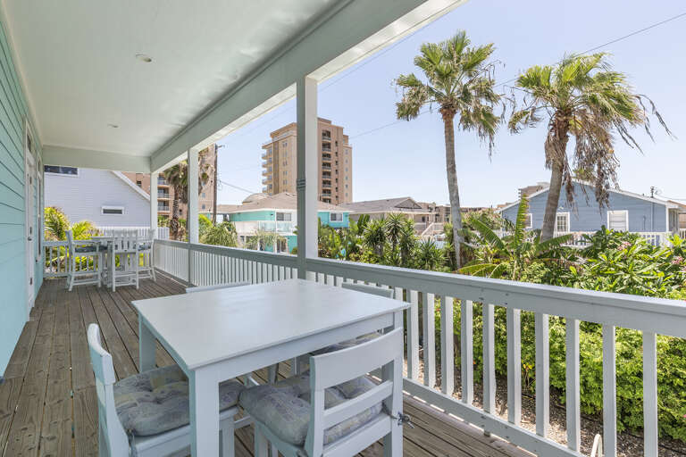 Plenty of balcony space to hangout outside! Plenty of balcony space to hangout outside!