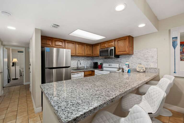 Prepare everything from quick breakfasts to family dinners with ease.