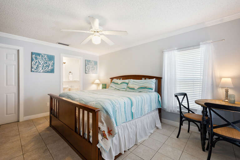 2nd Master Bedroom with King size bed, flat screen TV and private bathroom. This room also has private access to the pool. (Ground Floor)