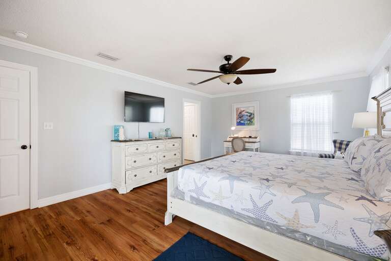 Master bedroom located on the 3rd floor. Private balcony and master bathroom.