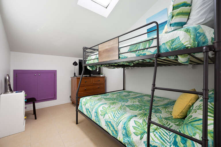 Villa #1
Bedroom (Full top, Queen bottom bunk bed) Villa #1
Bedroom (Full top, Queen bottom bunk bed)