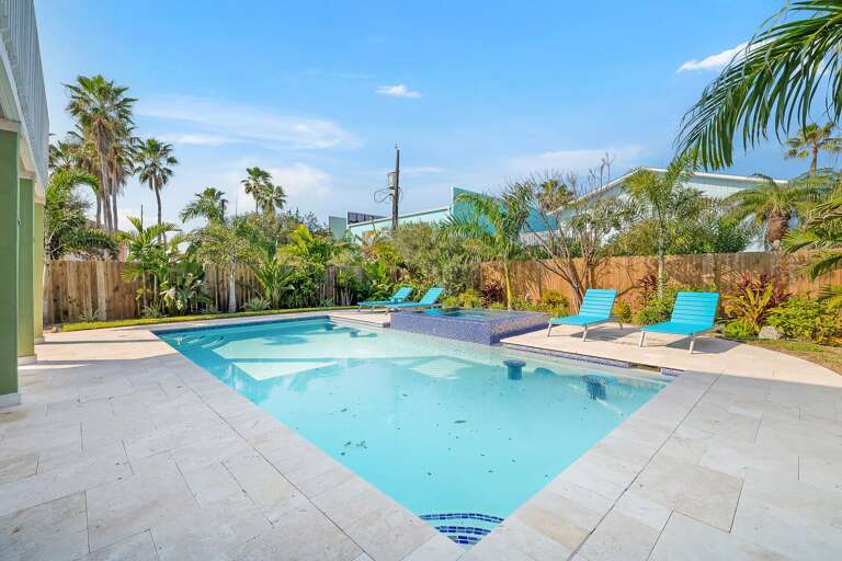 Private Pool & Hot Tub