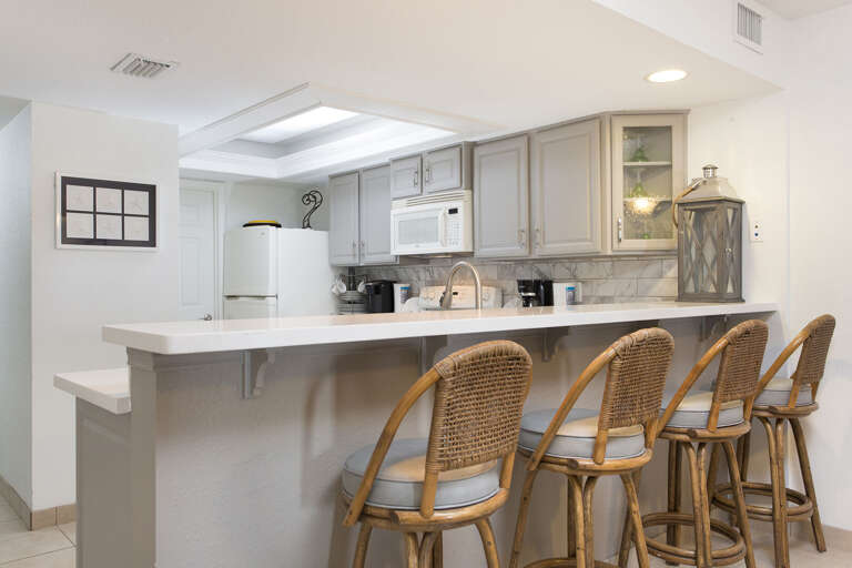 Counter space available for extra seating of up to 4 in the Kitchen Area Counter space available for extra seating of up to 4 in the Kitchen Area