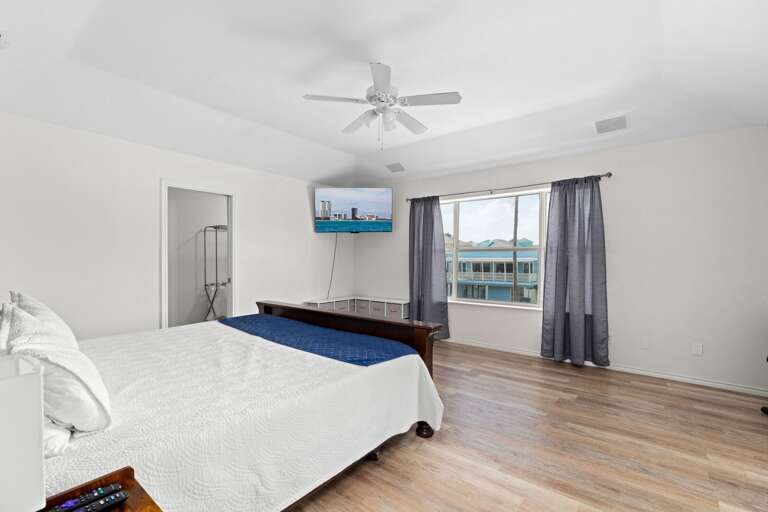 2nd Floor Master Bedroom 2nd Floor Master Bedroom