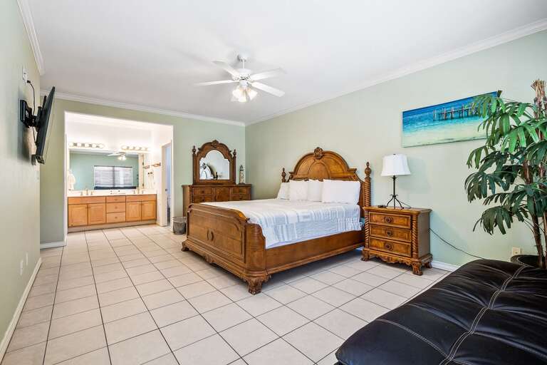 Large master suite with King bed and ensuite bathroom.