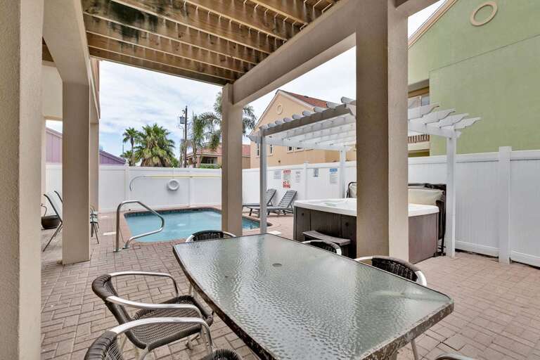 Private pool and hot tub, outdoor dining space