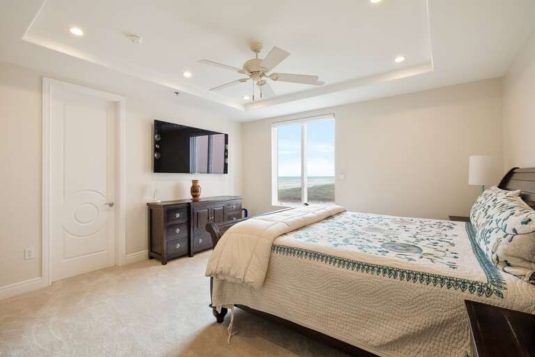 Master Bedroom B (King bed). Located on the main floor. Master Bedroom B (King bed). Located on the main floor.