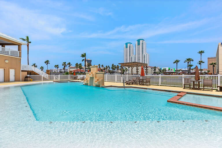 Large Community Pool!