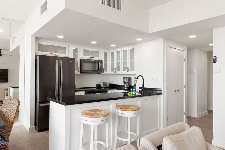 All Black Appliances and Countertops!