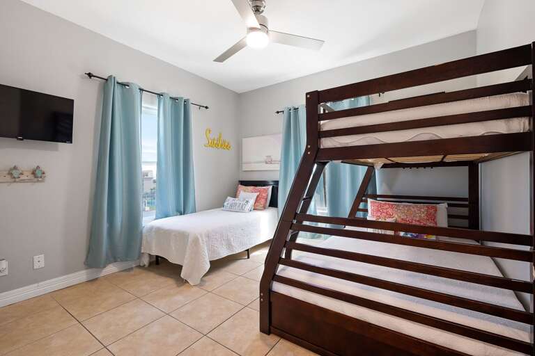 Guest Bedroom Guest Bedroom