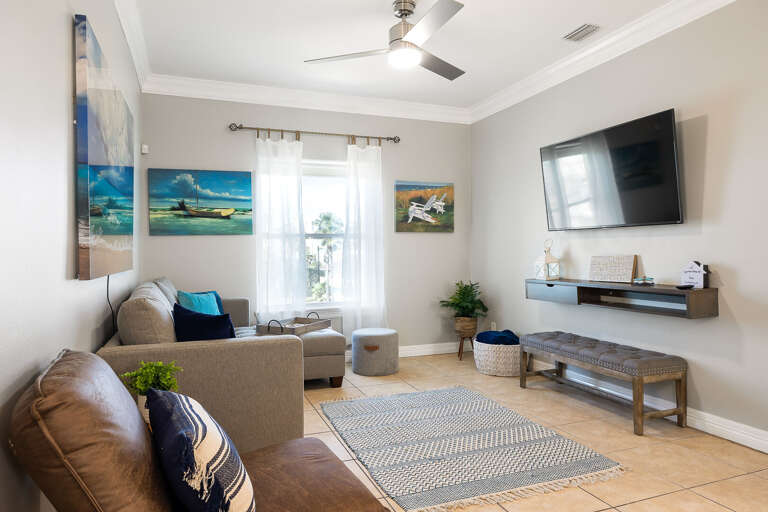 Living Area Living Area