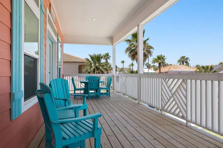 2nd Floor Main Entrance Balcony