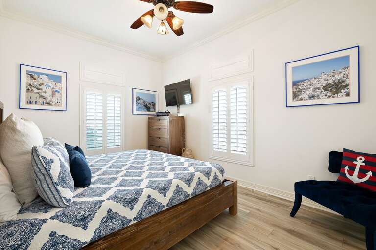 Guest Bedroom (Santorini) features a King size bed and flat screen TV!