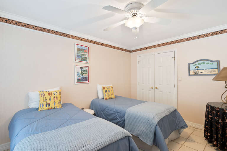 Bedroom 2 ground floor 2 twin beds Bedroom 2 ground floor 2 twin beds