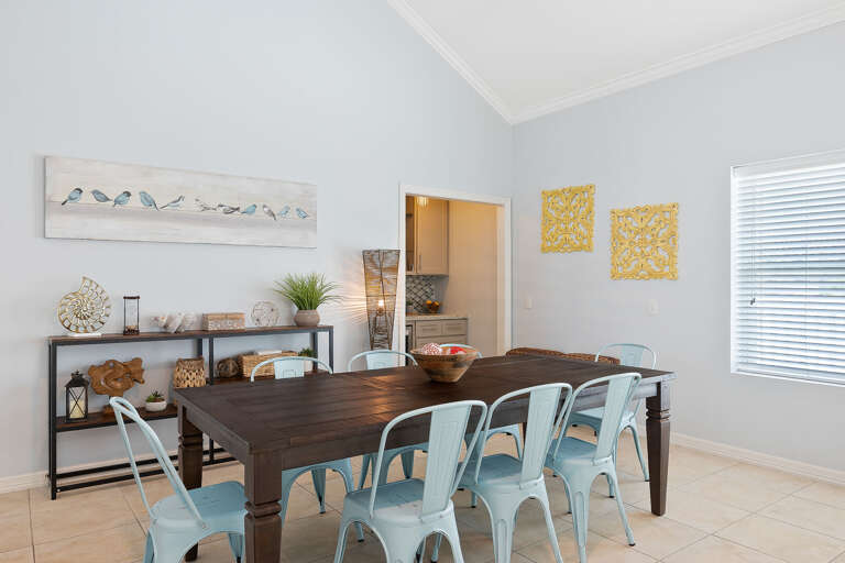 Dinning table seating for 8 Dinning table seating for 8